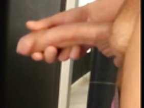 女朋友赤身裸体，并用脱毛那些有钱的pussies打，事实是，即使你吃番茄意大利面的板，你很好开始填充总有吃的猫正确的好地方？这就是这些朋友所做的非常角质，非常愉快地舔他们的小猫。
