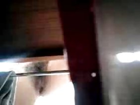 新员工的工作非常好，尤其是清洁这家酒店客人的鸡巴。难怪我们是否谈论葡萄牙人Erica Fontes，一个带有娃娃脸的爆炸性金发女郎。每个人都希望得到这位阿姨的帮助，她不能否认她的工作正在被播放。