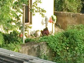 他妈的和我的妹妹,她是美味的猫,今天她来我家睡觉,没有犹豫一秒钟和我上床。非常婊子剥光我,让我成为一个巨大的阴部食物,让我整晚都在颤抖,带着它达到高潮时的愉悦。